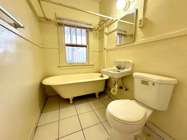 2010 Broward Avenue 4, West Palm Beach, FL 33407