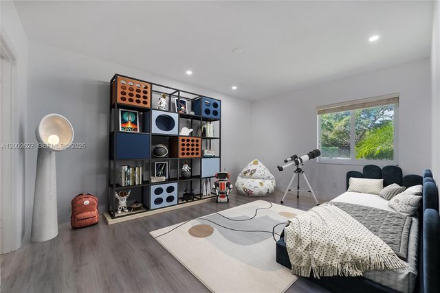 11401 SW 67th Ave, Pinecrest, FL 33156