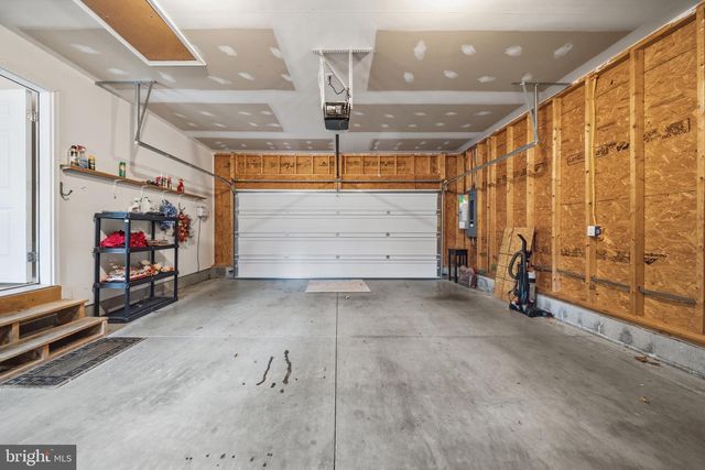 8035 ARMIGER DR N, Seaford, DE 19973