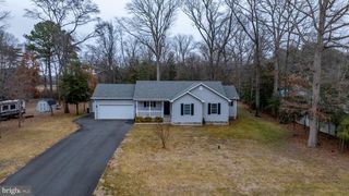 8035 ARMIGER DR N, Seaford, DE 19973