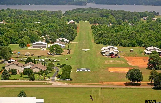 Lot 166 Kitty Hawk Dr., Frankston, TX 75763