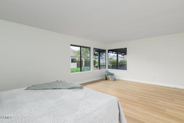 42025 Village 42, Camarillo, CA 93012