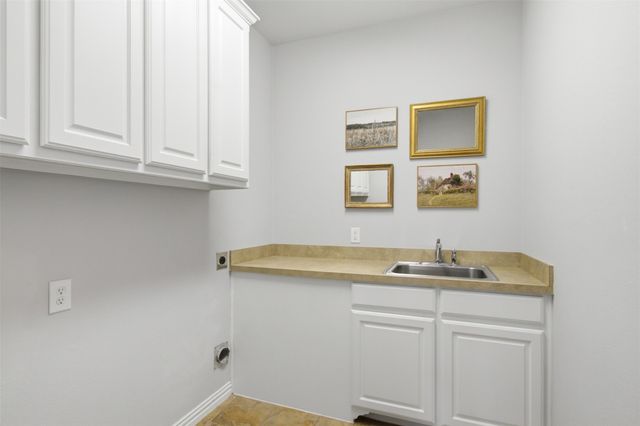 8605 Herns Meadow Lane, Mckinney, TX 75071