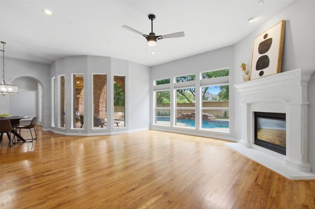 8605 Herns Meadow Lane, Mckinney, TX 75071