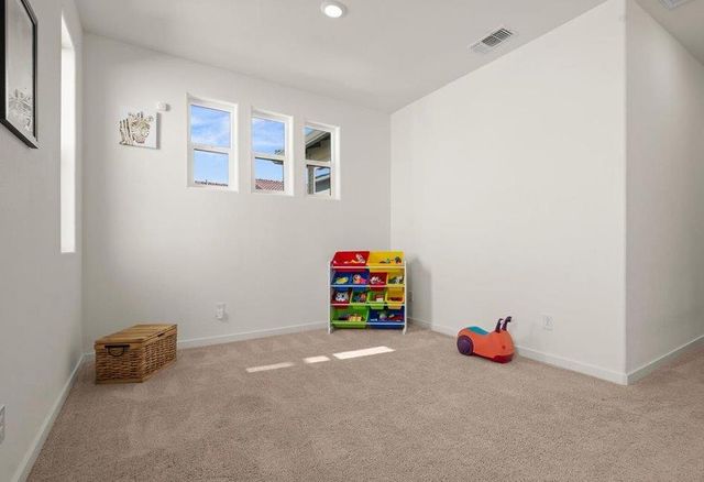 3360 Gallatin Dr, Folsom, CA 95630