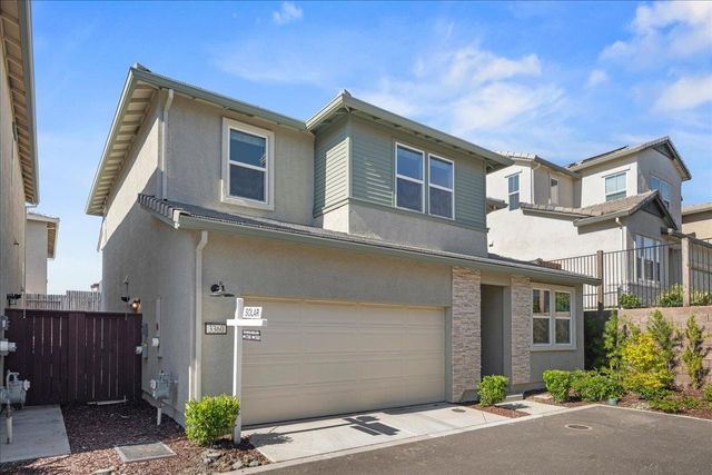 3360 Gallatin Dr, Folsom, CA 95630