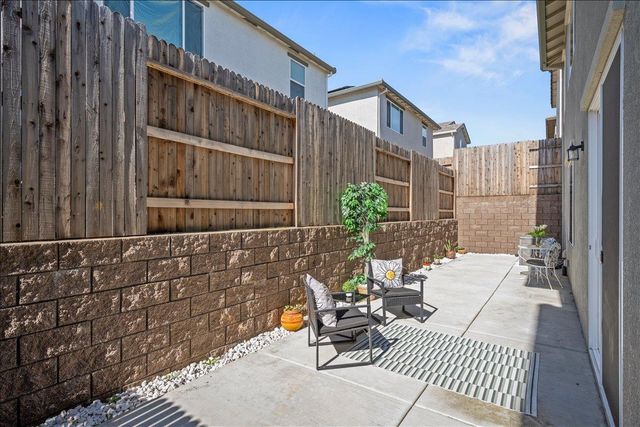 3360 Gallatin Dr, Folsom, CA 95630