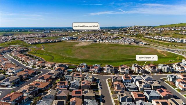3360 Gallatin Dr, Folsom, CA 95630