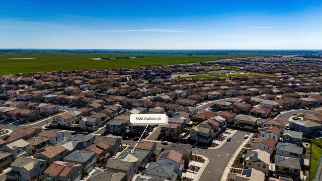 3360 Gallatin Dr, Folsom, CA 95630