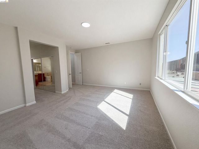 1257 Brooktrail Dr, Pittsburg, CA 94565