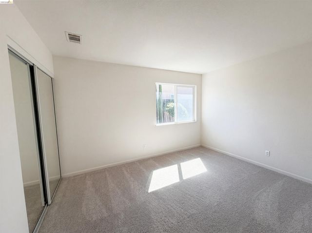 1257 Brooktrail Dr, Pittsburg, CA 94565