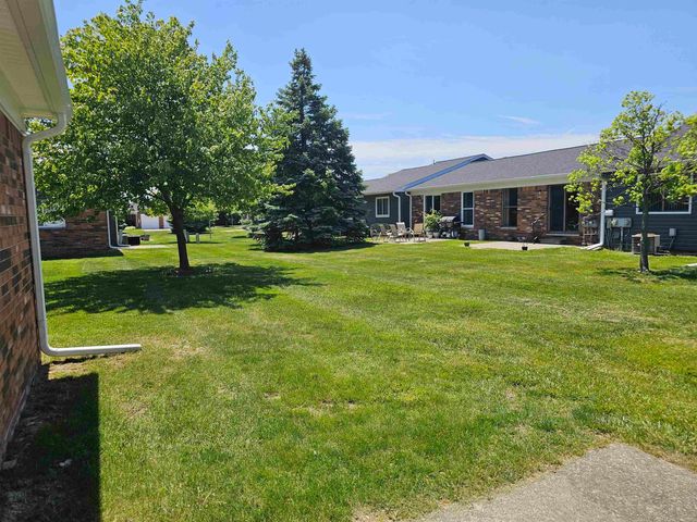 37971 Dor Sal Street, Sterling Heights, MI 48312