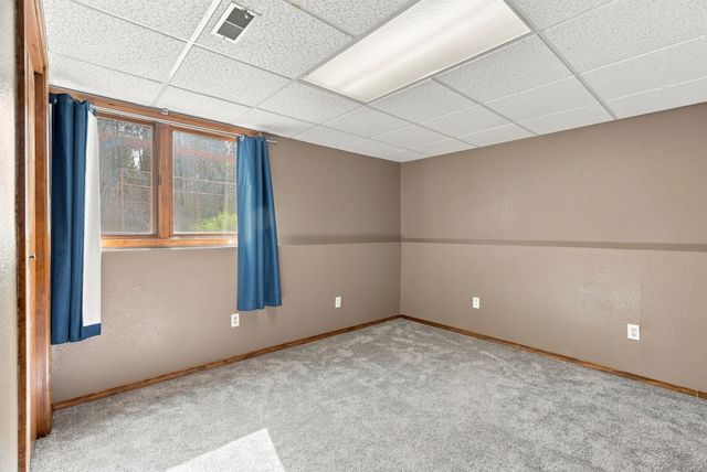 17317 N Saddle Hill Rd, Colbert, WA 99005