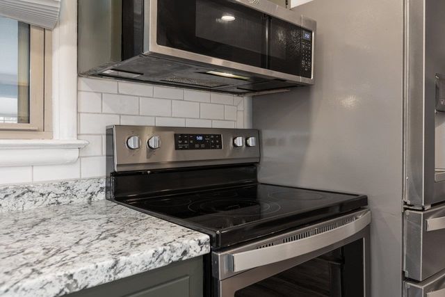 733 HILLVIEW DR, Dayton, VA 22821