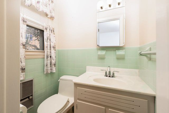 733 HILLVIEW DR, Dayton, VA 22821