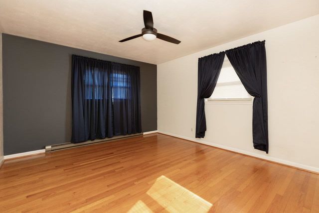 733 HILLVIEW DR, Dayton, VA 22821