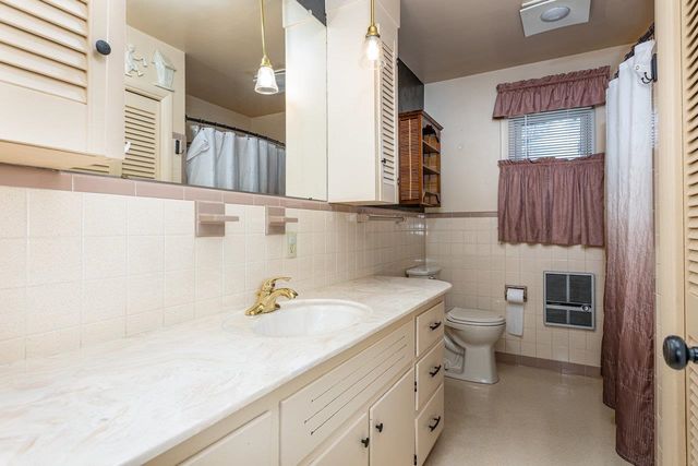 733 HILLVIEW DR, Dayton, VA 22821