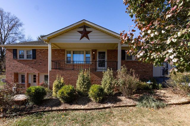 733 HILLVIEW DR, Dayton, VA 22821