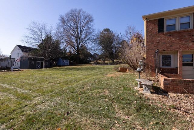 733 HILLVIEW DR, Dayton, VA 22821