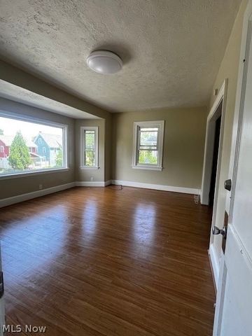 434 9th Street, Elyria, OH 44035