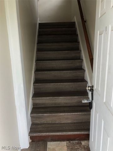 434 9th Street, Elyria, OH 44035