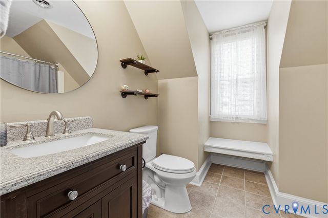 9803 Gates Bluff Dr, Chesterfield, VA 23832