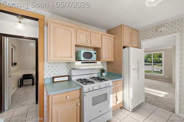 31881 Lamar Drive, Farmington, MI 48336