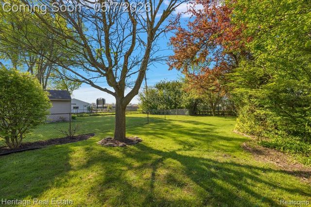 31881 Lamar Drive, Farmington, MI 48336
