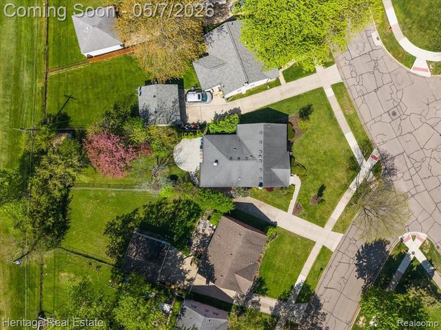 31881 Lamar Drive, Farmington, MI 48336