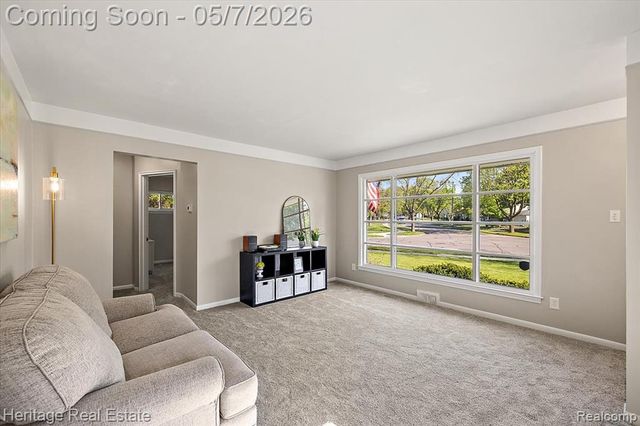 31881 Lamar Drive, Farmington, MI 48336