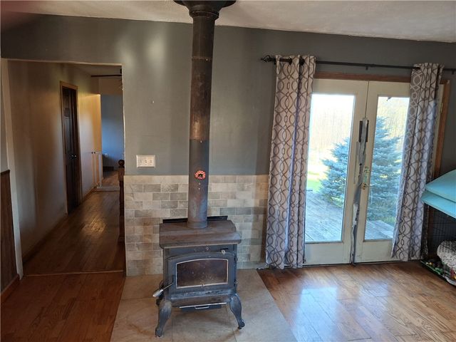 3917 Arcadia Zurich Norris Rd, Lyons, NY 14489