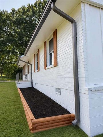 8992 Cornell Drive, Jonesboro, GA 30238