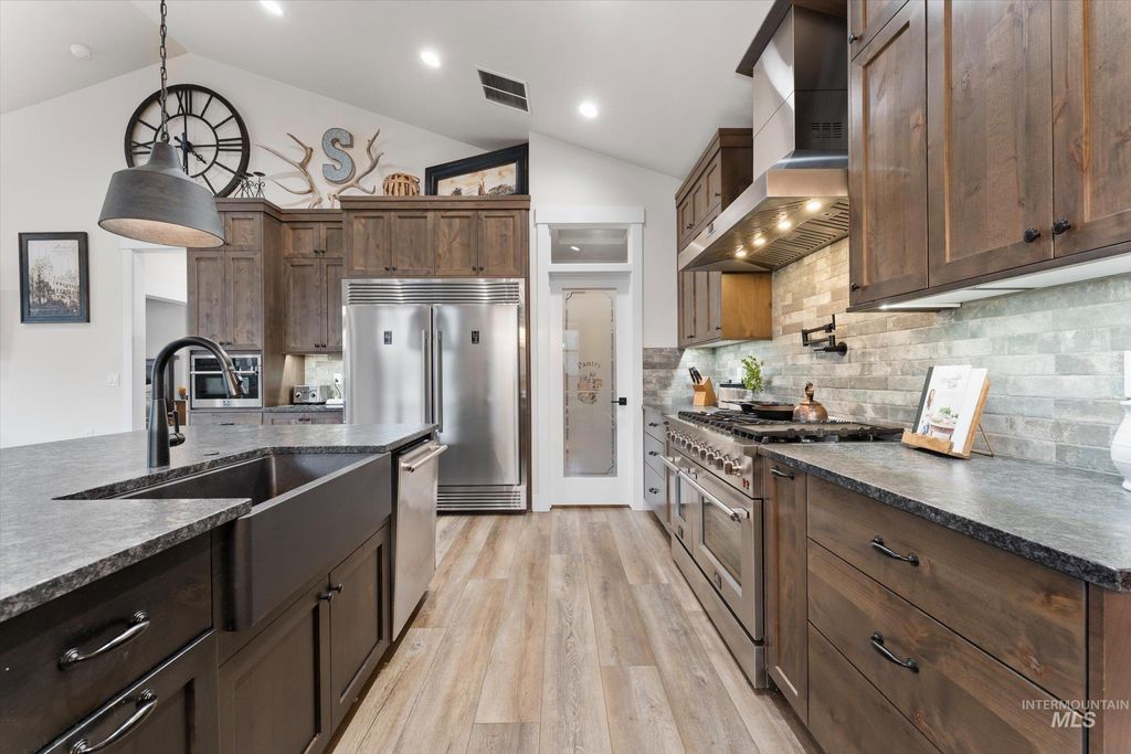 20 Hawthorne Ln, Garden Valley, ID 83622 photo 22