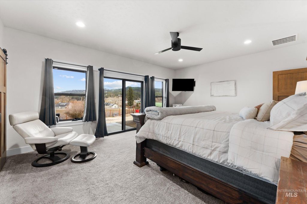 20 Hawthorne Ln, Garden Valley, ID 83622 photo 36