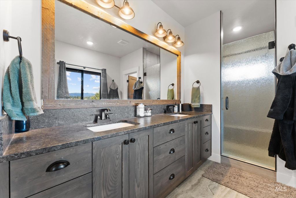 20 Hawthorne Ln, Garden Valley, ID 83622 photo 39