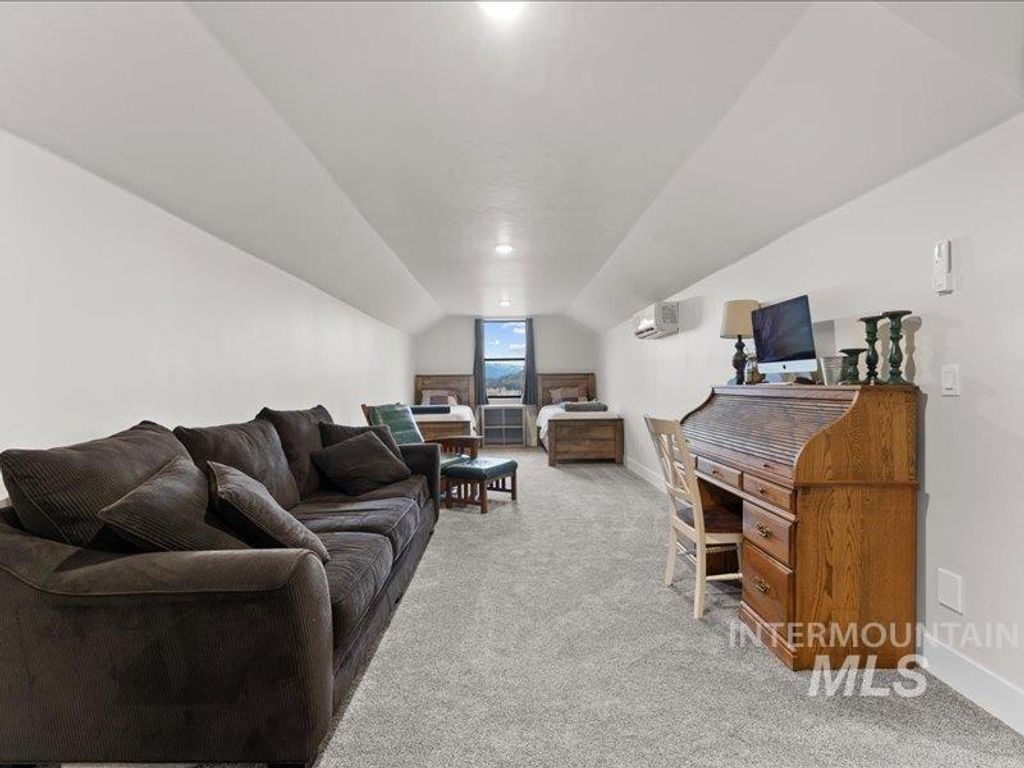 20 Hawthorne Ln, Garden Valley, ID 83622 photo 45