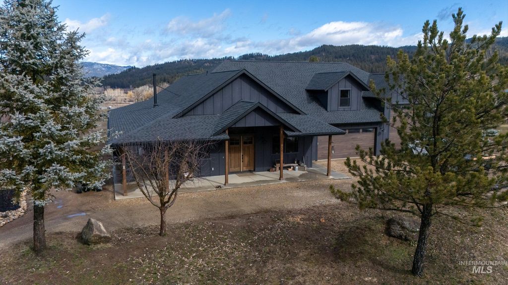 20 Hawthorne Ln, Garden Valley, ID 83622 photo 8