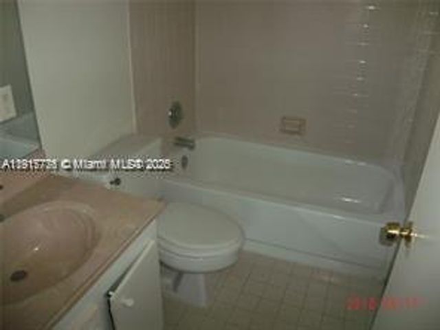 1338 White Pine Dr, Wellington, FL 33414