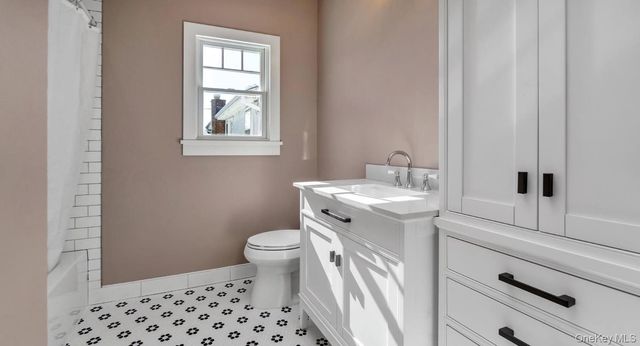 67A Maple Avenue, Sea Cliff, NY 11579