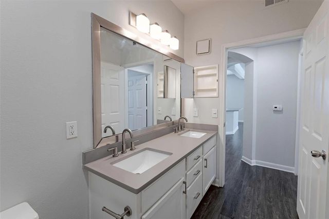 12215 Hunters Chase DR S-1101S, Austin, TX 78729