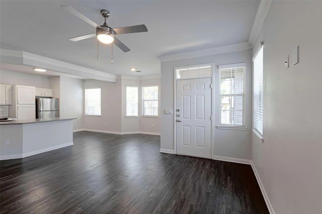 12215 Hunters Chase DR S-1101S, Austin, TX 78729