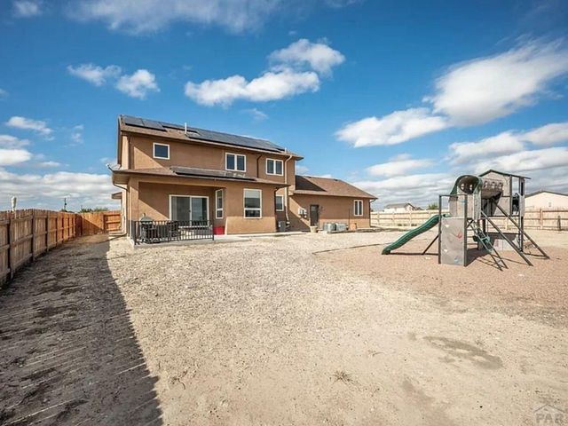 868 E Sandusky Dr, Pueblo West, CO 81007