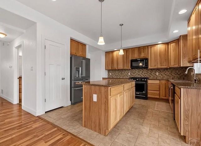 868 E Sandusky Dr, Pueblo West, CO 81007