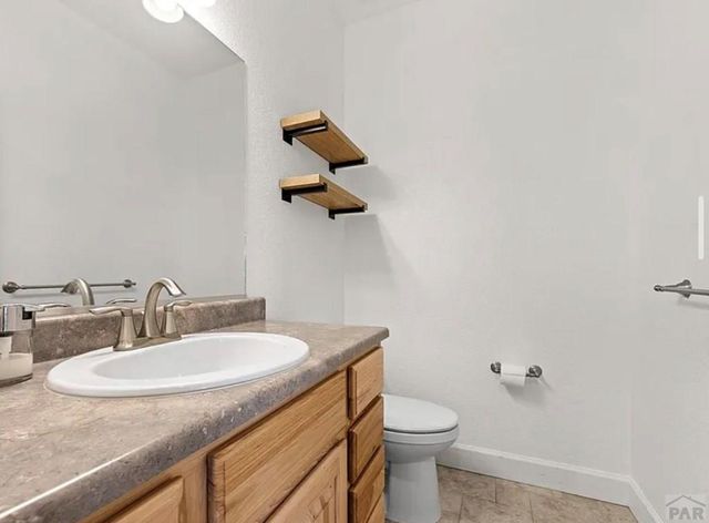 868 E Sandusky Dr, Pueblo West, CO 81007