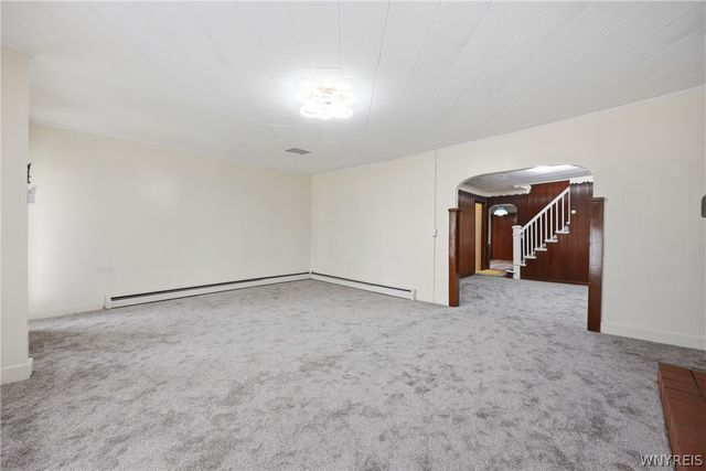 29 Pomona Place, Buffalo, NY 14210