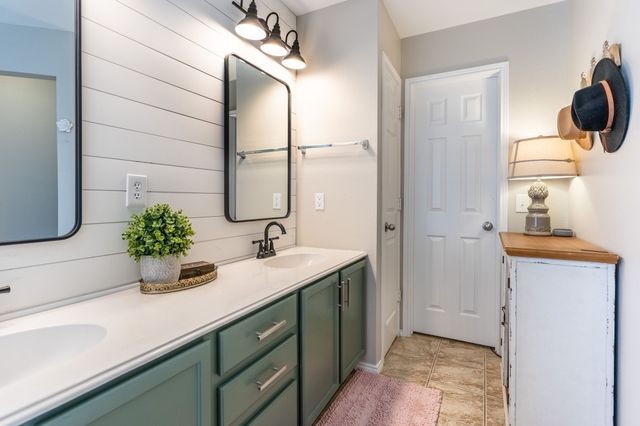 305 Sandy Lane, Royse City, TX 75189