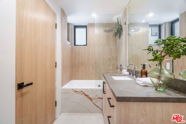 1859 Barry Avenue, Los Angeles, CA 90025