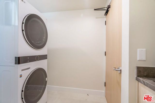 1859 Barry Avenue, Los Angeles, CA 90025