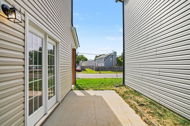 111 Hook and Ladder, La Vergne, TN 37086