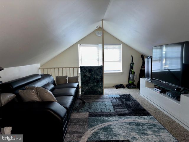 179 CHARLES RD, Lancaster, PA 17603